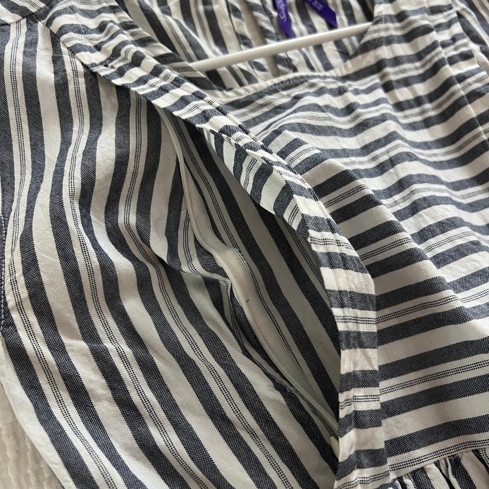 Seraphine Striped Nursing Blouse with Hidden Zippers - Picture 5 of 7